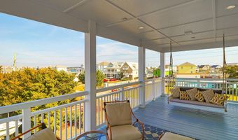 301 Old Causeway Rd, Atlantic Beach, NC 28512