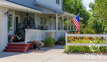 14 Beacon Dr, Cody, WY 82414