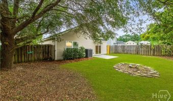 6 Spring Lake Cir, Savannah, GA 31407