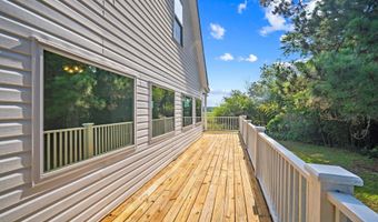 32 Eustis Landing Rd, Beaufort, SC 29907