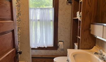 88 Mill Hl, Barnet, VT 05821