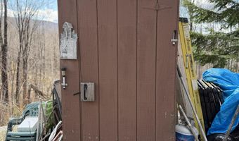 493 Wheeler Mountain Rd, Barton, VT 05822