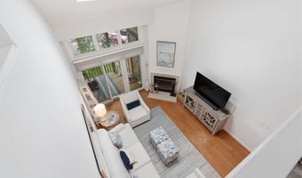 2102 CHESAPEAKE HARBOUR Dr E, Annapolis, MD 21403
