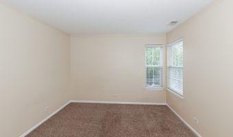 1379 Grandview Ct, Algonquin, IL 60102