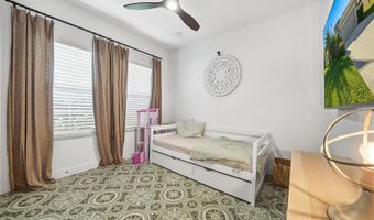 5435 SILVER SUN Dr, Apollo Beach, FL 33572