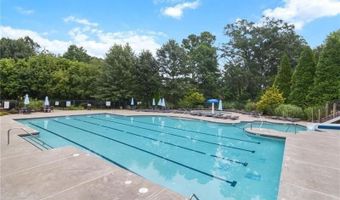 341 Spotted Ridge Cir, Woodstock, GA 30188