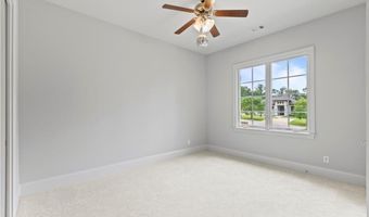 1372 FALLS CREST Dr, Auburn, AL 36830