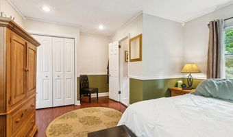 22 Duchess Ave, North Middletown, NJ 07748