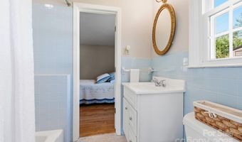 500 Old Haw Creek Rd, Asheville, NC 28805