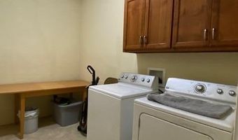 105 Springhill Dr, Bardstown, KY 40004