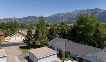 500 SNAKE RIVER Dr 2, Alpine, WY 83128