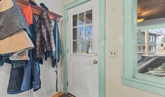 84 Charlotte St, Burlington, VT 05401