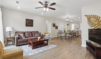 712 W Ashley St, Benton, AR 72015