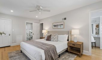 1109 N ILLINOIS St, Arlington, VA 22205
