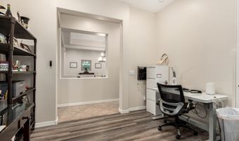 4390 S WHITE Dr, Chandler, AZ 85249