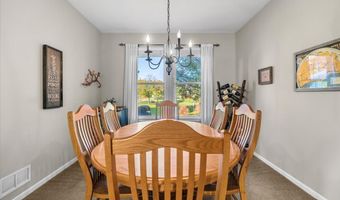 4020 Bunker Hill Dr, Algonquin, IL 60102