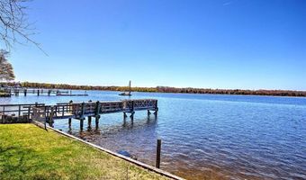 35 Hanson Rd, Barrington, RI 02806