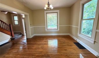 902 Royal St, Alton, IL 62002