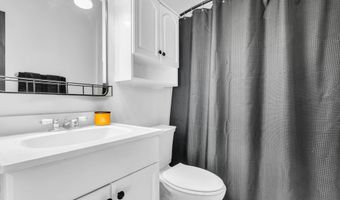 504 Holly Blvd, Bayville, NJ 08721