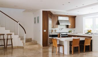 4714 Kahala Ave, Honolulu, HI 96816