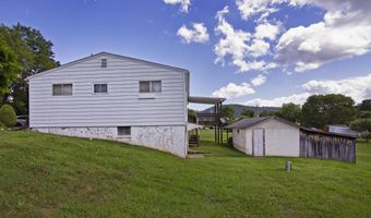 9612 Alta Dr, Asbury, WV 24916