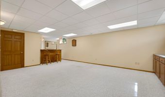 102 Peggy Ln, Avilla, IN 46710