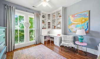 11005 Park Rd, Anchorage, KY 40223