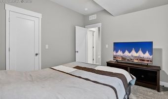 21554 E 59th Dr, Aurora, CO 80019