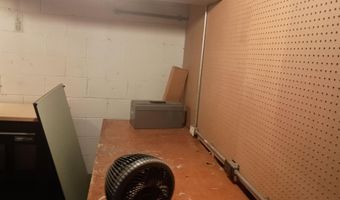 15076 Harrison Ave, Allen Park, MI 48101