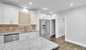 415 FRANKLIN St, Reading, PA 19611