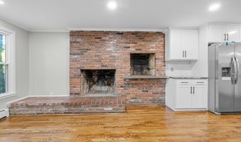 545 Simsbury Rd, Bloomfield, CT 06002