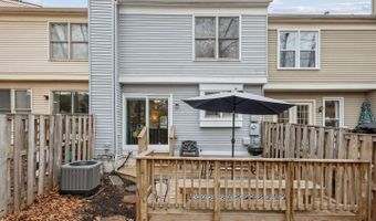 43862 LABURNUM Sq, Ashburn, VA 20147