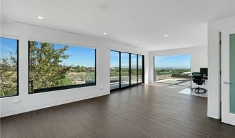 10 Ridge Blossom Rd, Las Vegas, NV 89135