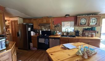9123 Farm Road 1232, Aurora, MO 65605