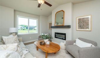 25127 Bluebird Cir, Adel, IA 50003
