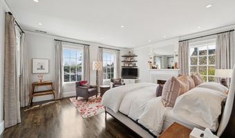 1121 BAY St, Alameda, CA 94501