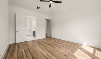 704 Blackbird Dr, Aledo, TX 76008