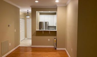 2330 14TH St N 104, Arlington, VA 22201