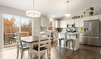 10902 Woodedge Dr, Allendale, MI 49401