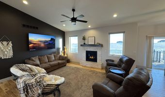 2383 SILVER GATE Way, Cheyenne, WY 82009