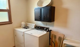 213 1st St SW, Ashley, ND 58413