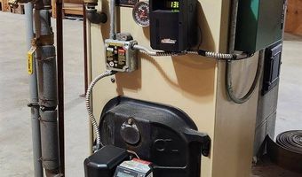 183 Skyline Rd, Bangor, ME 04401