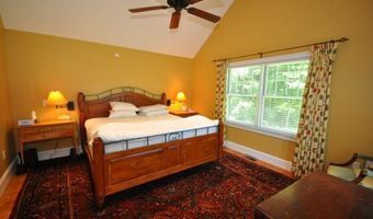 118 Woodlands Rd, Alton, NH 03810