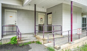 10 Pethaven Ln, Augusta, ME 04330