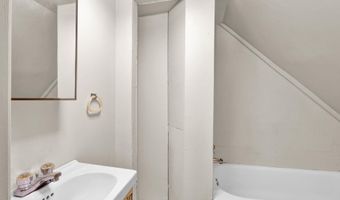 2127 Washington Ave, Bedford, IN 47421