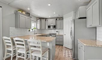 5343 Barton Ct, Ammon, ID 83406