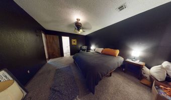 2100 Mockingbird Ln, McAlester, OK 74501