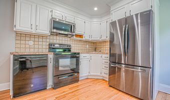 4070 Madison Ave, Bridgeport, CT 06606