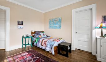 610 SOMERSET Rd 302, Baltimore, MD 21210
