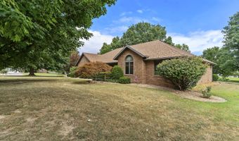1965 W Cardinal Ln, Aurora, MO 65605